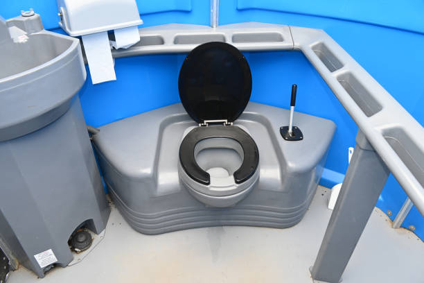 Best Porta potty delivery and setup  in Kapaa, HI